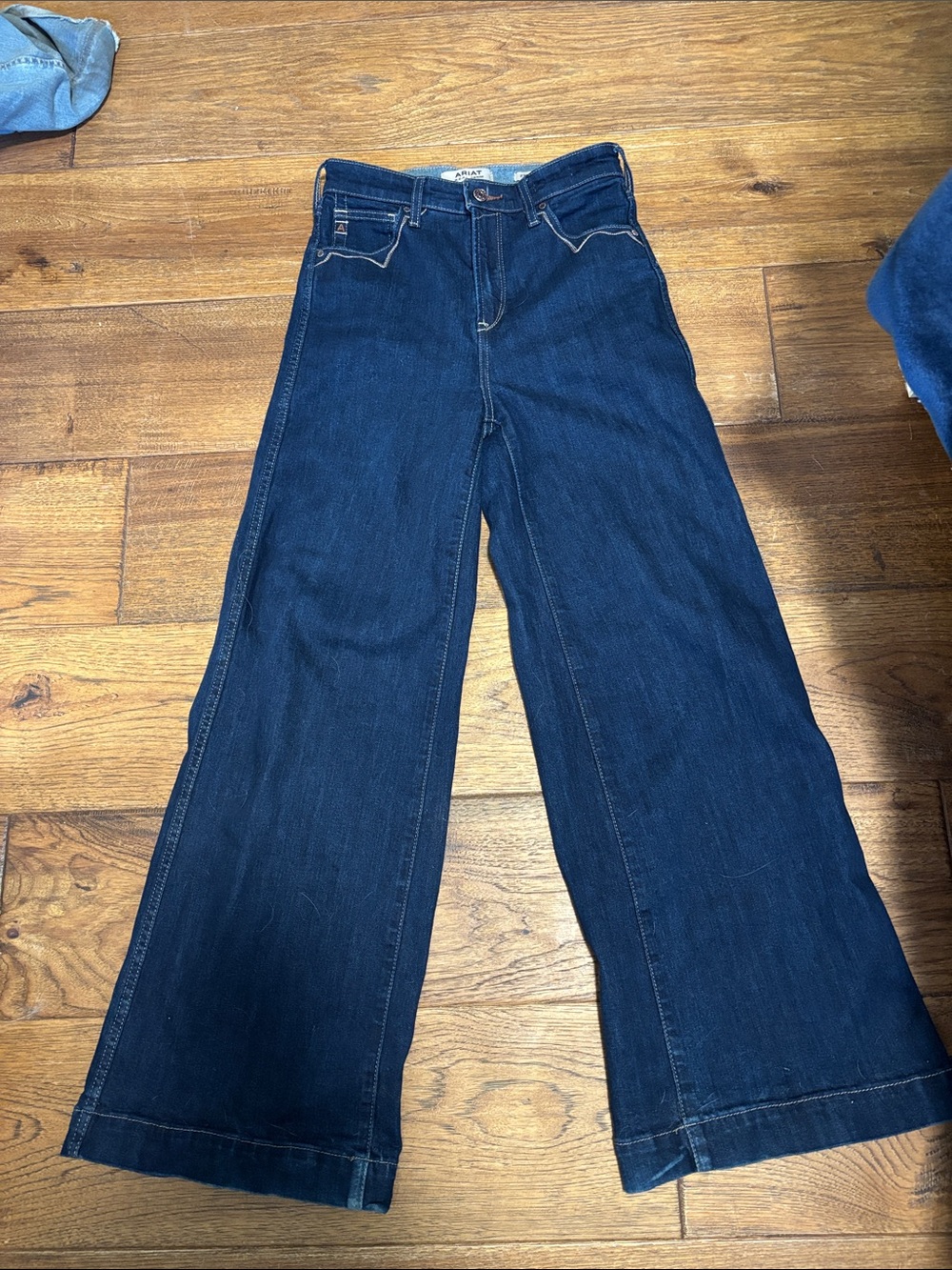 Ariat Veronica Wide-Leg Jeans